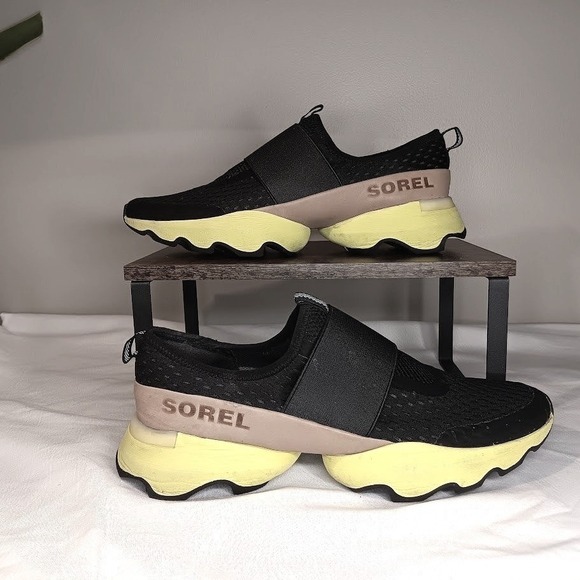 Sorel Kinetic Breakthru Lace Up Sneakers Women Black Yellow Tan Slip On Athletic - Picture 2 of 8